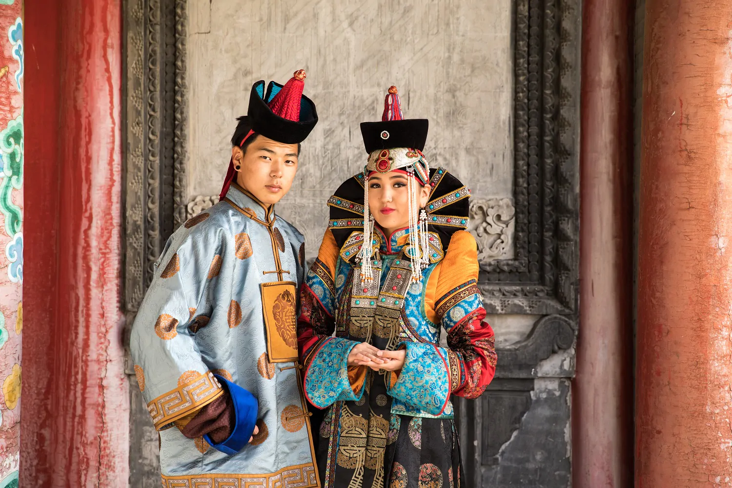 Deeltei Mongol traditional costume show