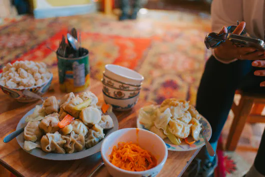 make buuz (steamed dumplings) in Mongolia